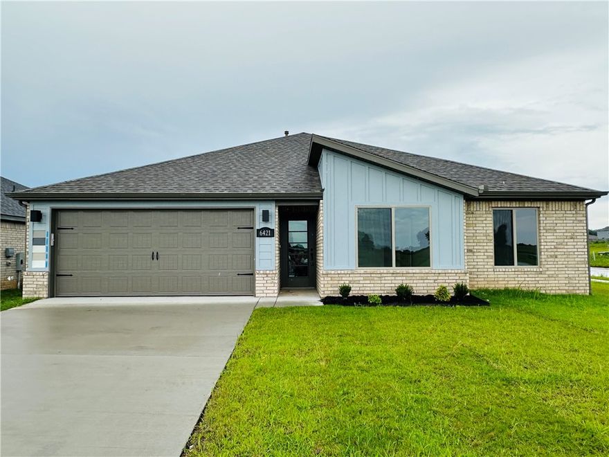 Open Monday - Friday 11:00 am - 3:00 pm.  Check in at the Model Home for assistance. The Hillcrest Plan, a stunning new construction home in the Mason Valley Estates Subdivision, located in highly desirable Bentonville Schools. Designed with style and function, this 4-bed, 2 bath offers modern elegance and everyday comfort. The open-concept invites you to see the spacious interior. At the heart of the home, the kitchen boasts granite countertops, custom cabinetry, a large island, and premium stainless steel appliances, making it perfect for hosting or dining. Cozy up by the gas fireplace in the living area or enjoy the practicality of a gas range for all your cooking. With luxury finishes throughout this home is truly designed for today's lifestyle. Situated in an exciting new community, future amenities include a pool, adding even more value to your investment. Don't miss the chance to own the Hillcrest Plan. Schedule your showing today and take advantage of the $5,000 builder credit and up to $5,000 lender credit