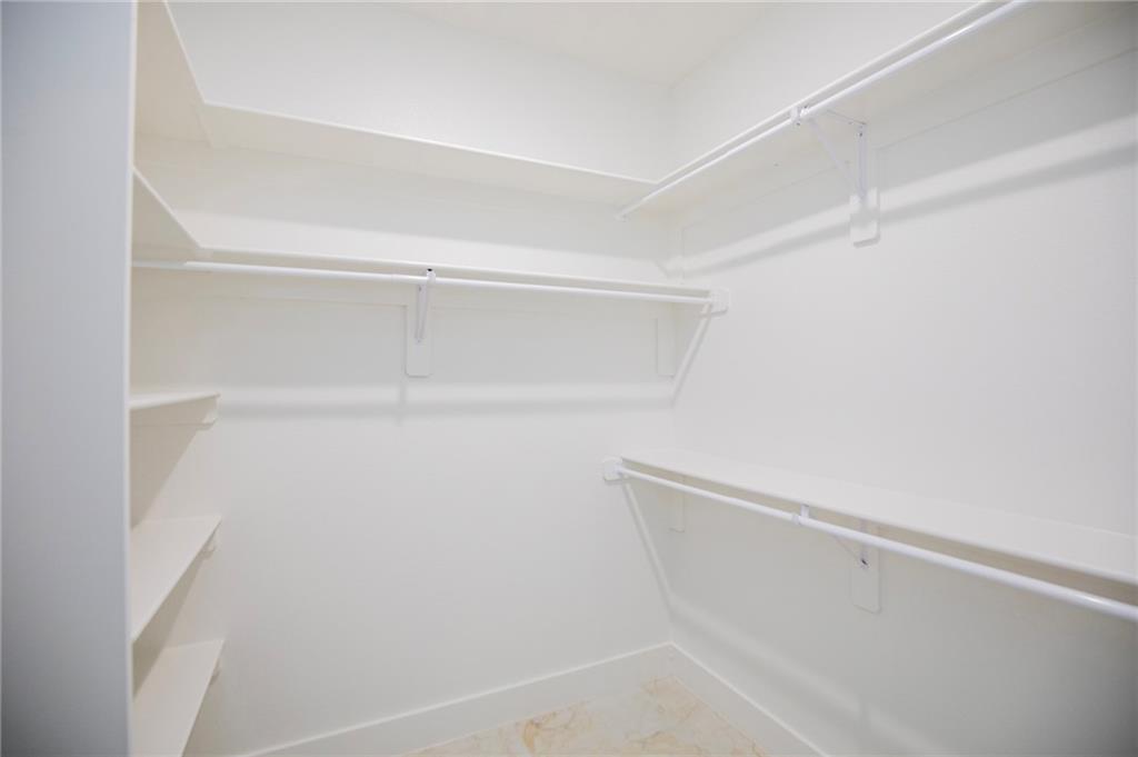 LOCKHART SUB-BVV - Residential Lease