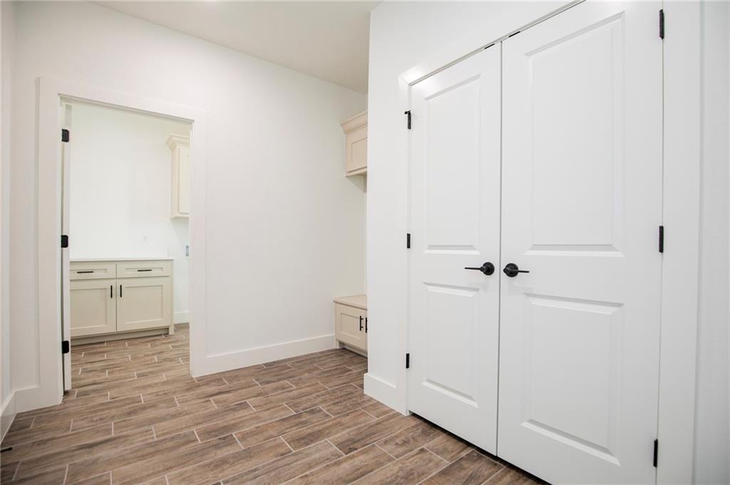 LOCKHART SUB-BVV - Residential Lease