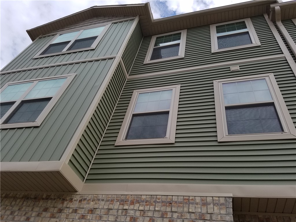 This is an absolutely beautiful Townhome. Ground level 2 car garage, 2nd floor living and kitchen gives ample room as well as a exterior patio for entertaining. A half bath is also located on the 2nd level. The third level boasts the 2 bedrooms as well as 2 full baths and the laundry room is conveniently located at that level as well.
