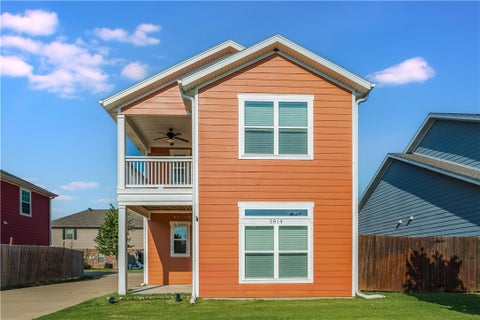 Photo of 3814 SW Peachwood Drive, Bentonville, AR 72713 (MLS # 1362500)