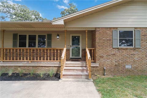 Photo of 3341 Luper Road, Lowell, AR 72745 (MLS # 1357569)