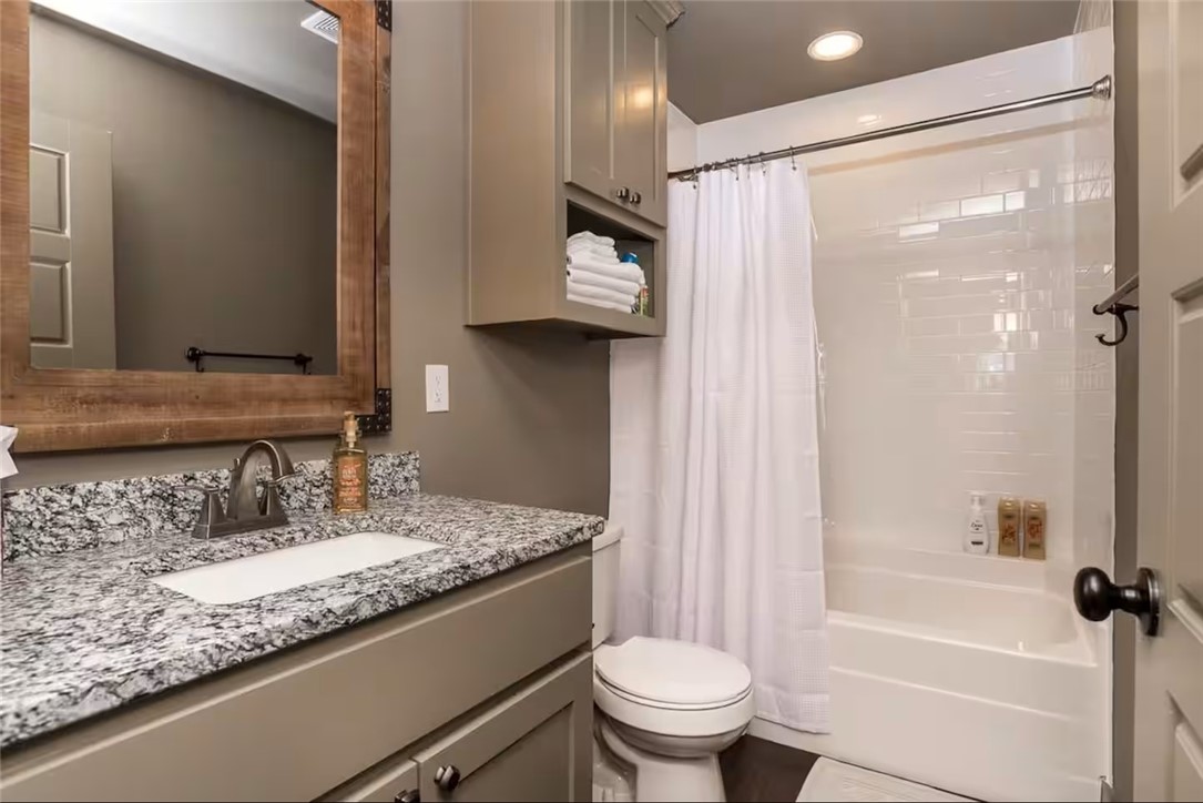 30-20-30-BENTONVILLE - Residential Lease