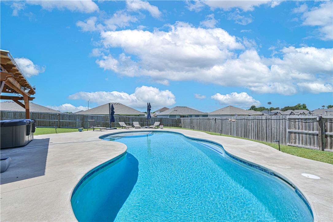 Autumn Glen Ph Ii Siloam Spgs - Residential