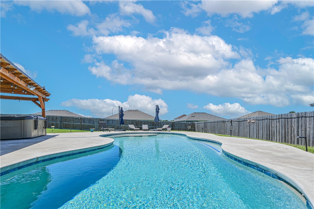 Autumn Glen Ph Ii Siloam Spgs - Residential