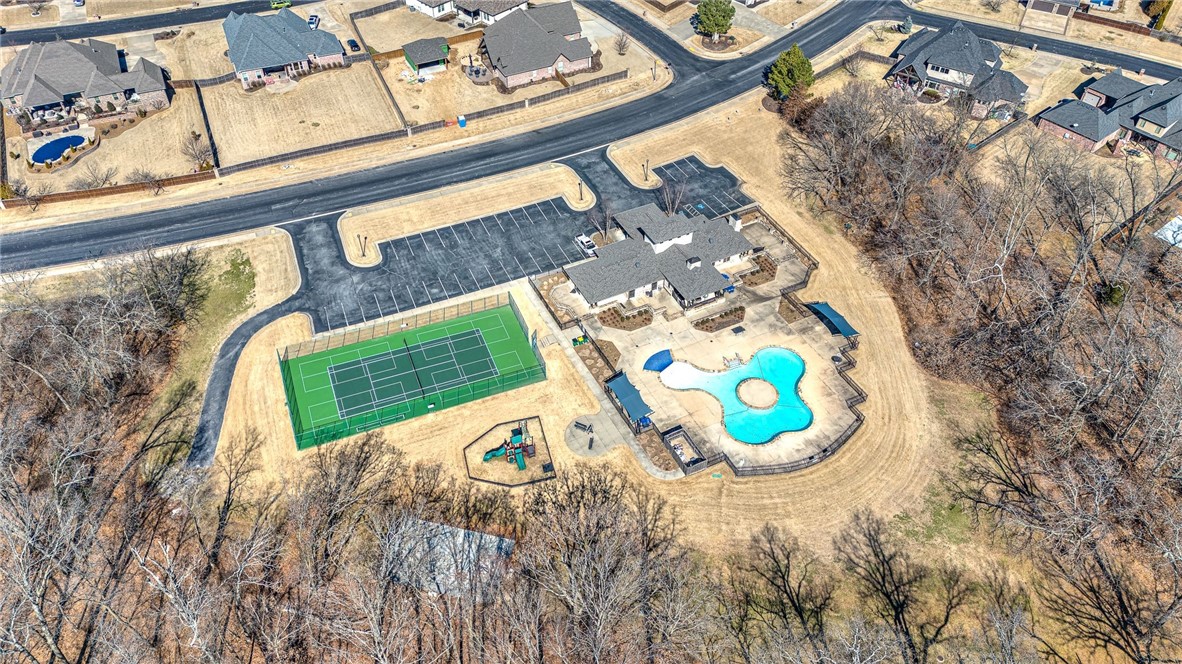 Oak Tree Centerton - Residential