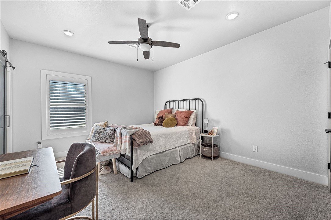 Oak Tree Centerton - Residential