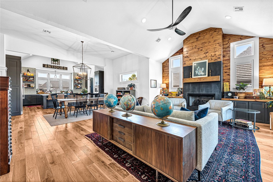 Oak Tree Centerton - Residential