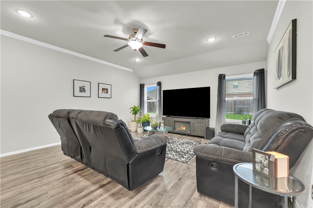 Providence Village Ph Ii Bentonville - Residential