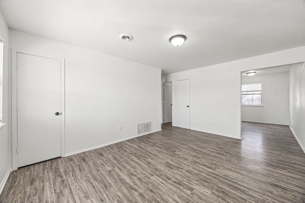 n / a - Residential Lease
