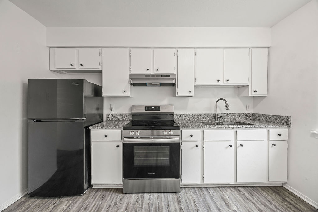 n / a - Residential Lease