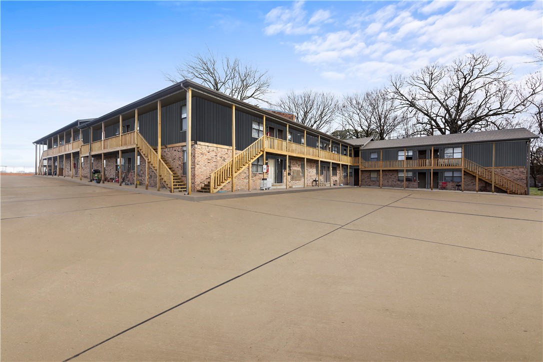 n / a - Residential Lease