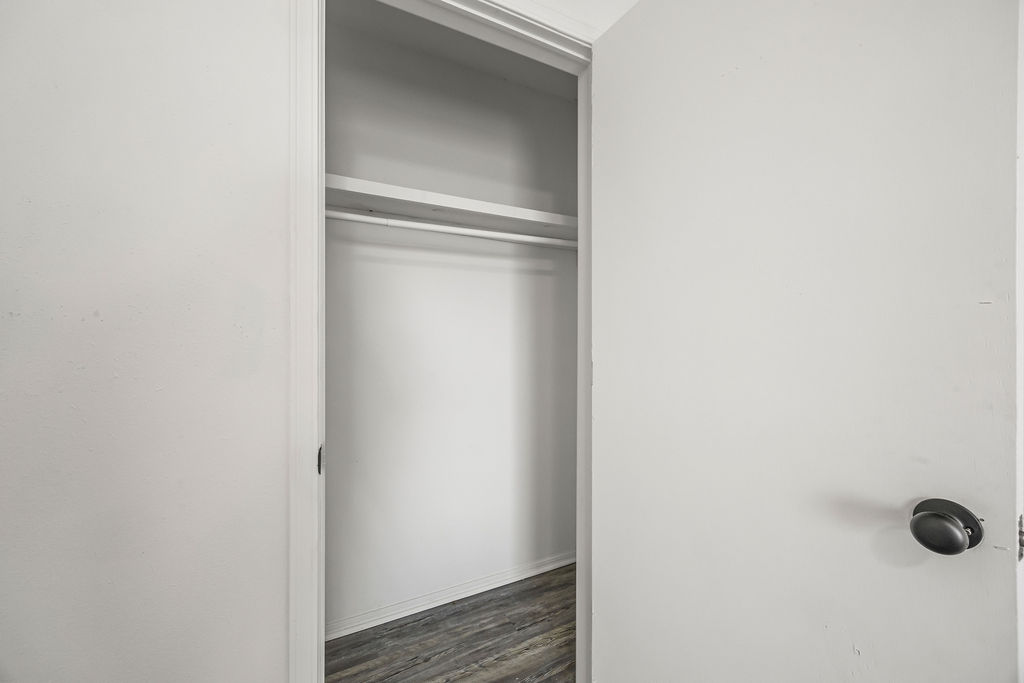 n / a - Residential Lease