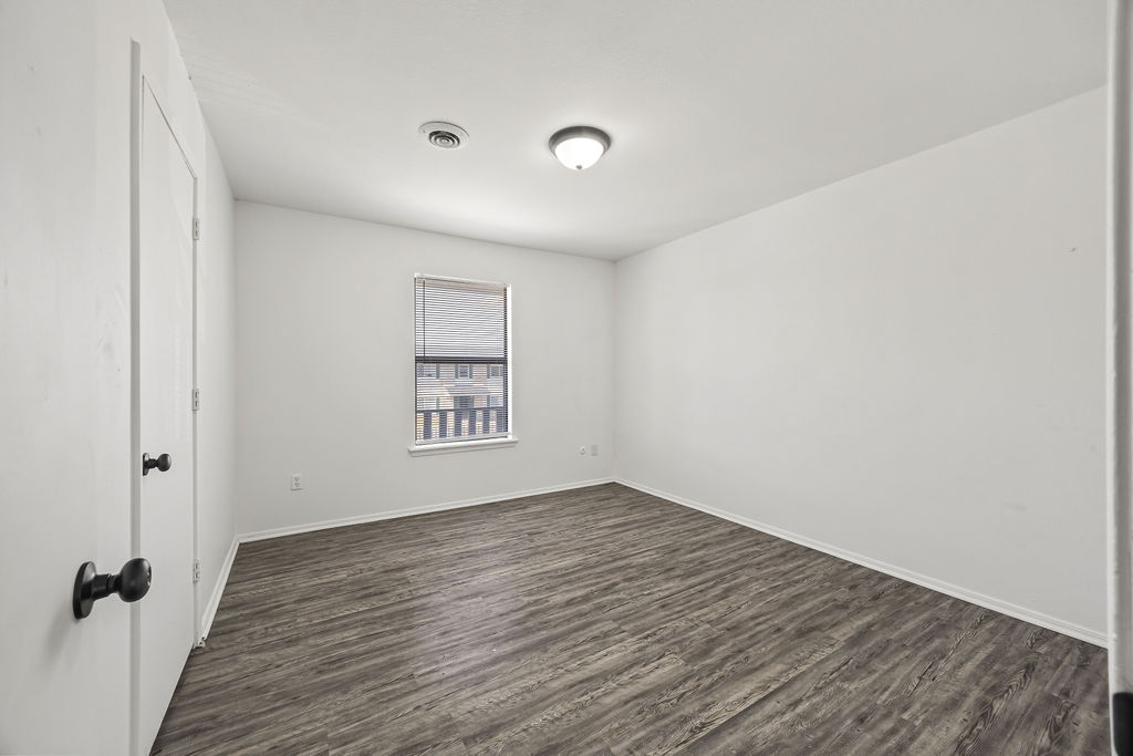 n / a - Residential Lease