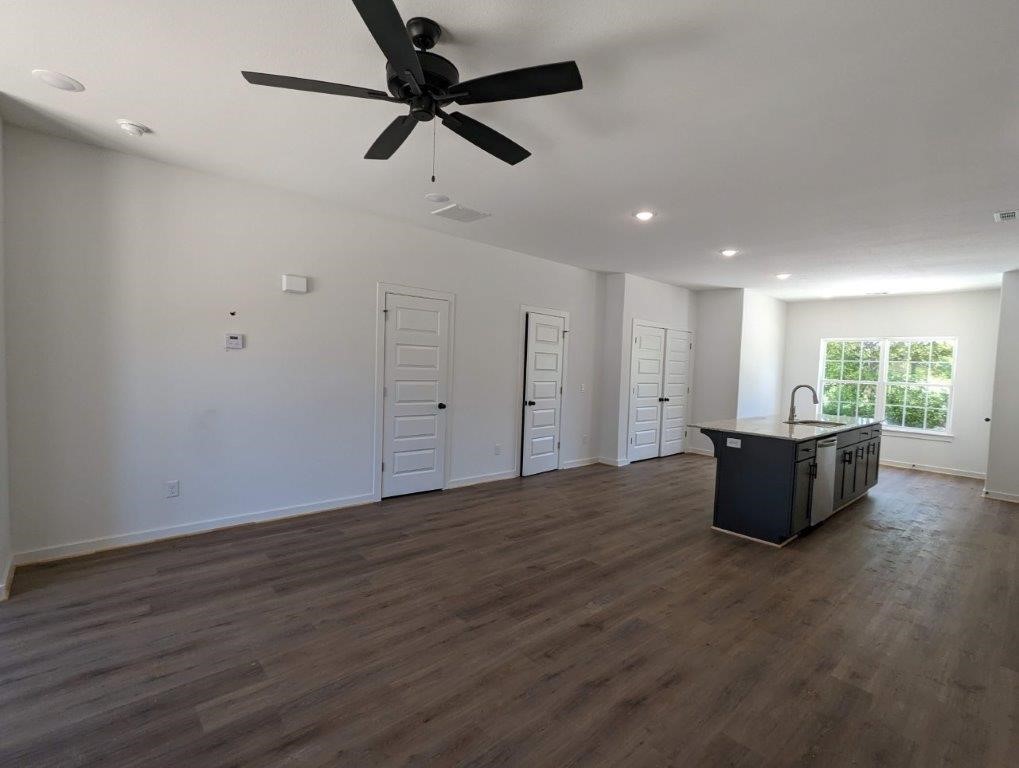 Fayetteville Outlots - Residential Lease