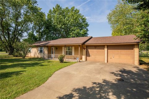 11511 Landers Road Rogers AR 72756