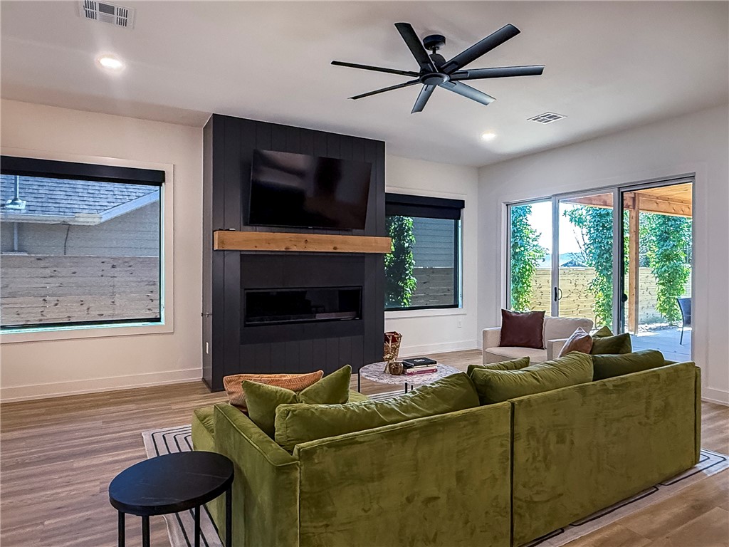 Faircloe Blk Add Bentonville - Residential