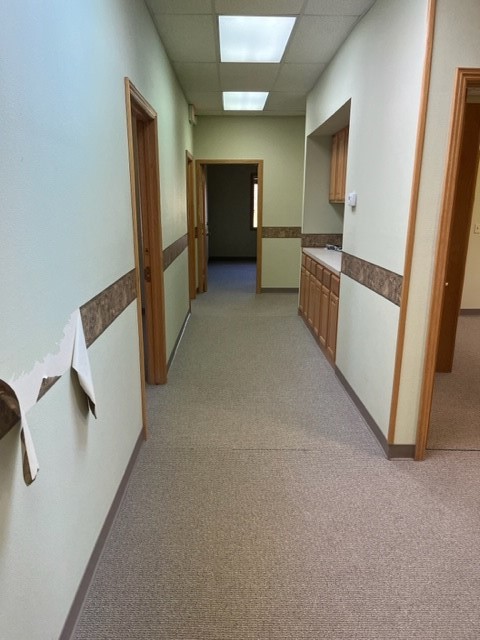 West End Plaza - Commercial Lease