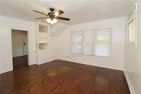 Photo of 2510 W Wedington Drive, Fayetteville, AR 72701 (MLS # 1347923)