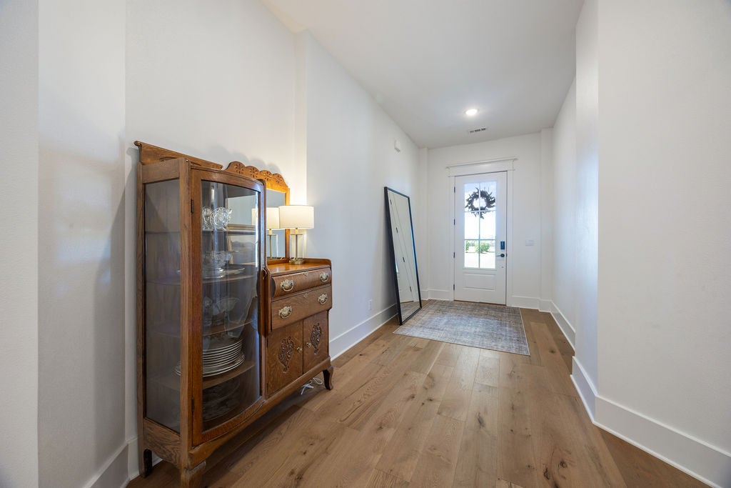 846 Asher Street