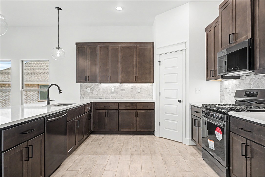 The Pines at Orchard Park - Residential