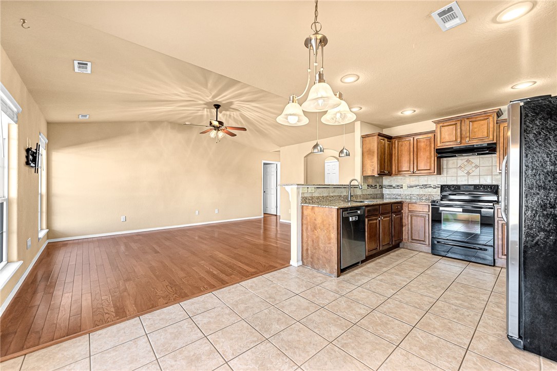 Walnut Crossing Sub - Residential