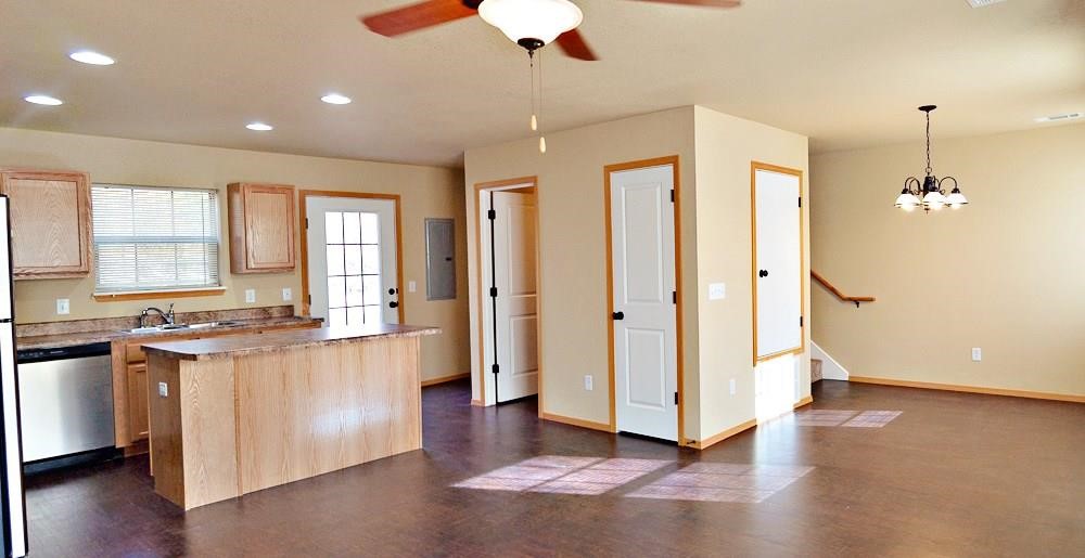 Shiloh House Ph I - Residential Lease