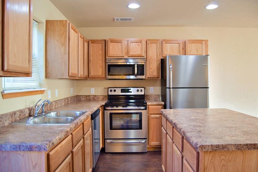 Shiloh House Ph I - Residential Lease