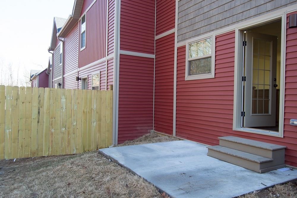 Shiloh House Ph I - Residential Lease