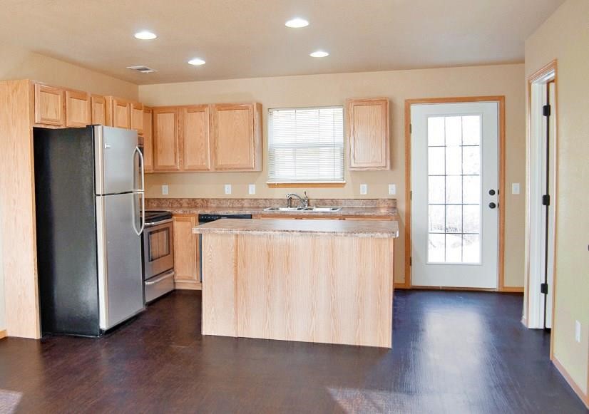 Shiloh House Ph I - Residential Lease