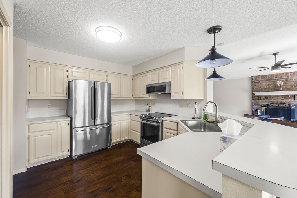 Windsor Courts Bvv - Residential