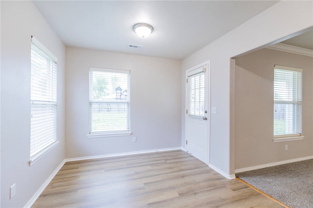 High Meadows Bentonville - Residential Lease
