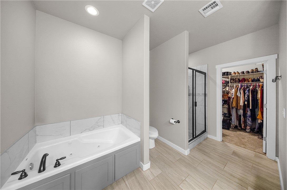 Emerald Point - Residential Lease