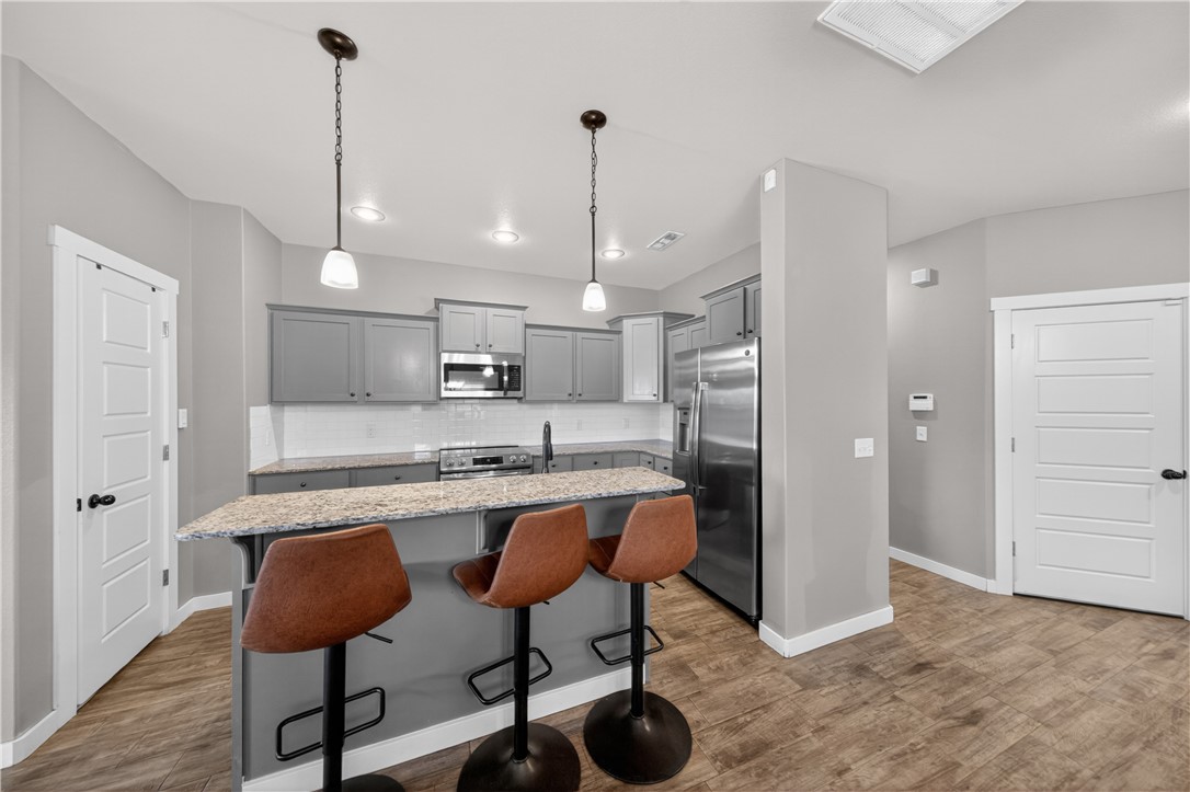 Emerald Point - Residential Lease