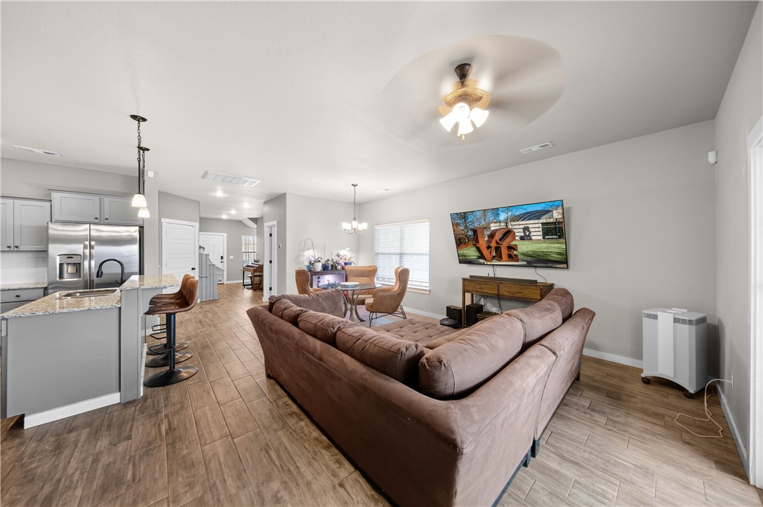 Emerald Point - Residential Lease