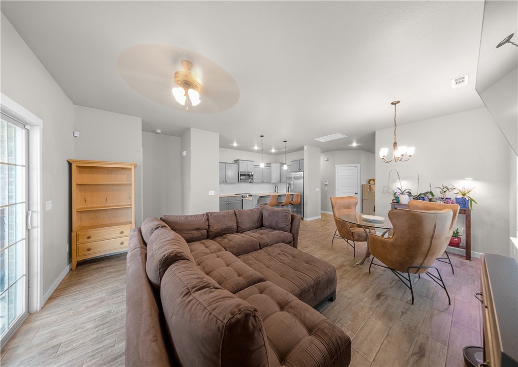 Emerald Point - Residential Lease