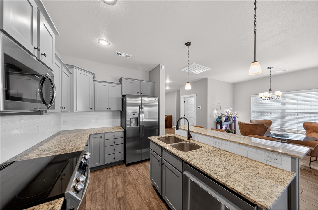 Emerald Point - Residential Lease