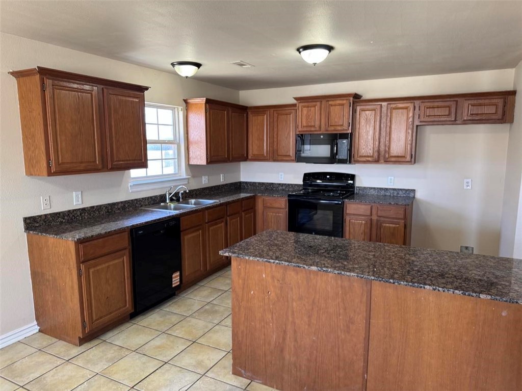 Prairie Meadows Sub Ph Ii - Residential Lease