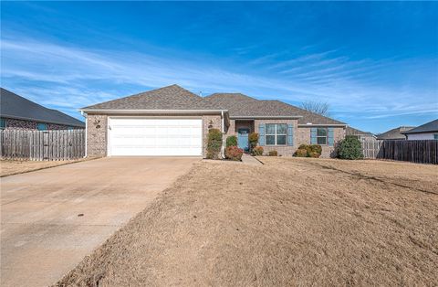 450 Concho Street Farmington AR 72730