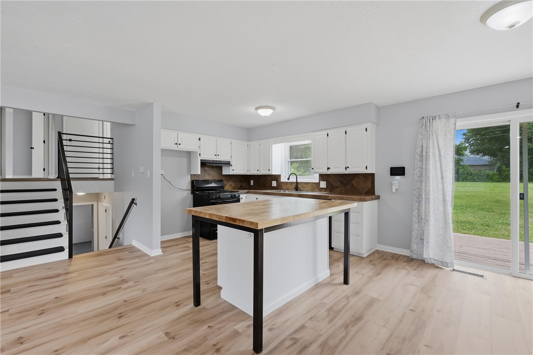 Rolling Hills Sub Siloam Spgs - Residential