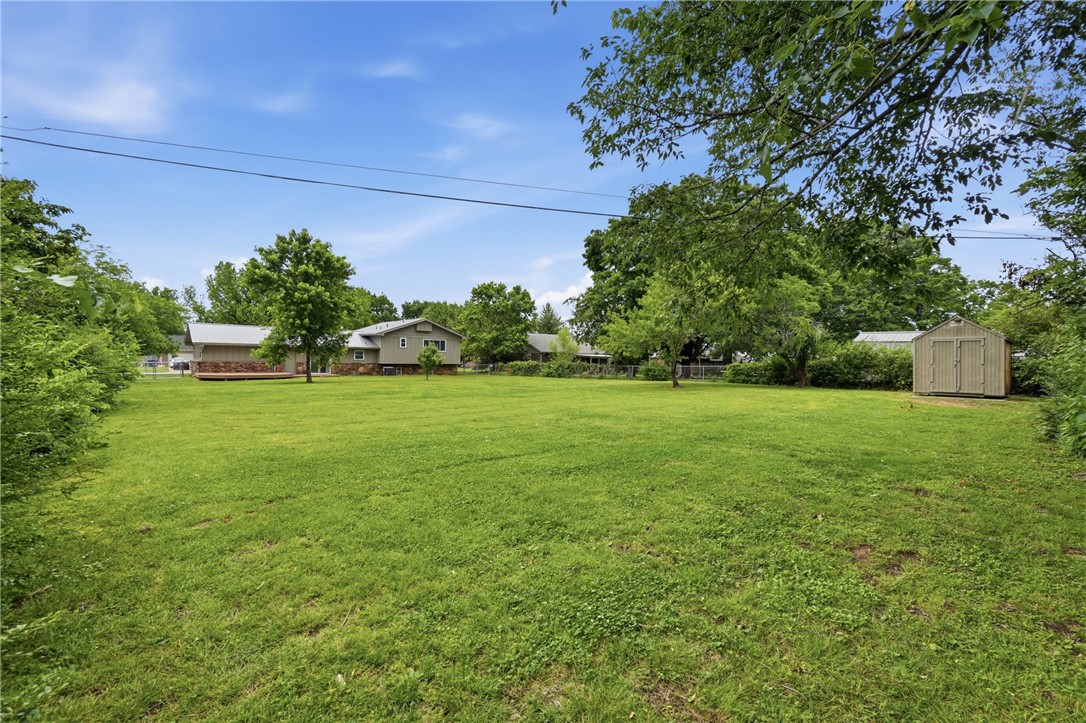 Rolling Hills Sub Siloam Spgs - Residential