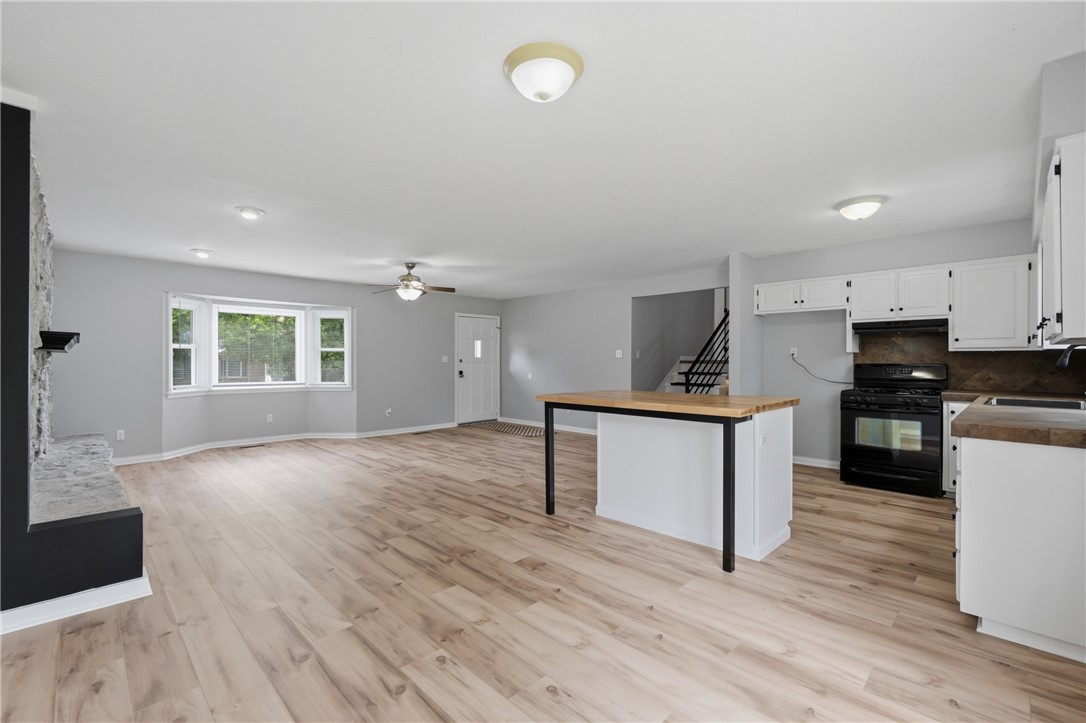 Rolling Hills Sub Siloam Spgs - Residential