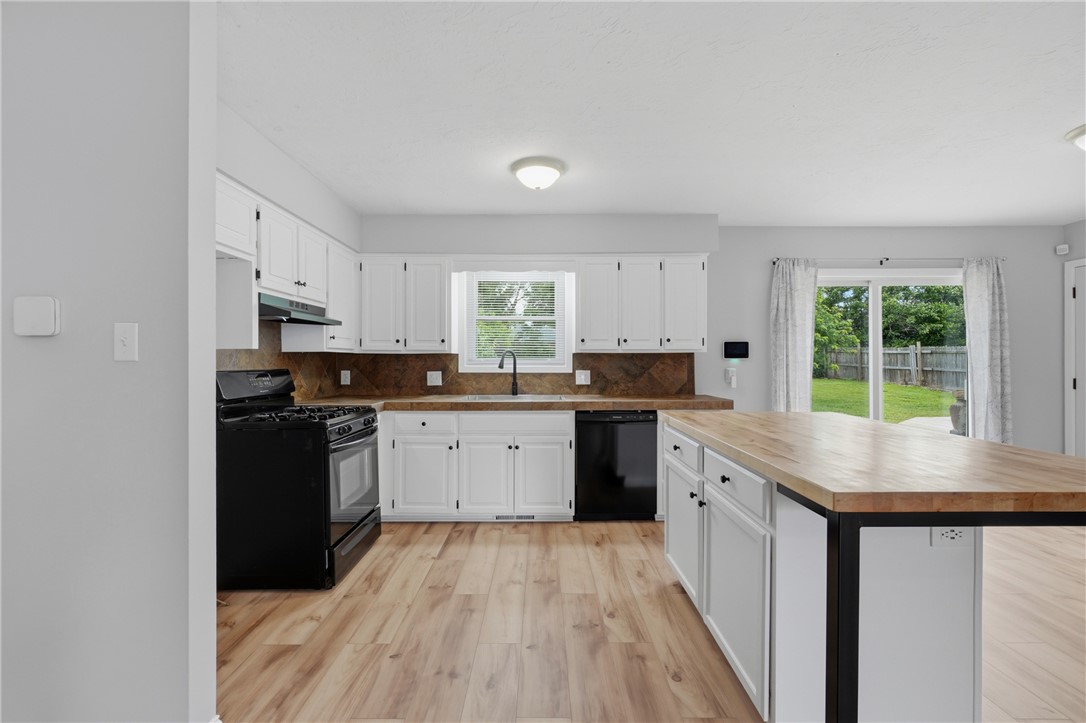 Rolling Hills Sub Siloam Spgs - Residential