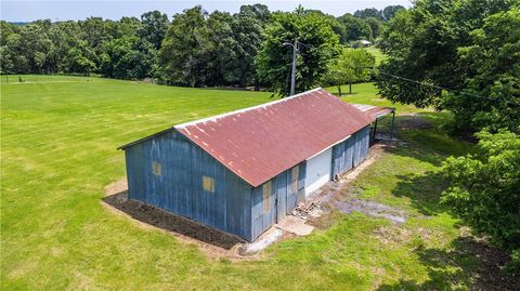 Single Family Residence in Springdale AR 598 Brush Creek Road 20.jpg