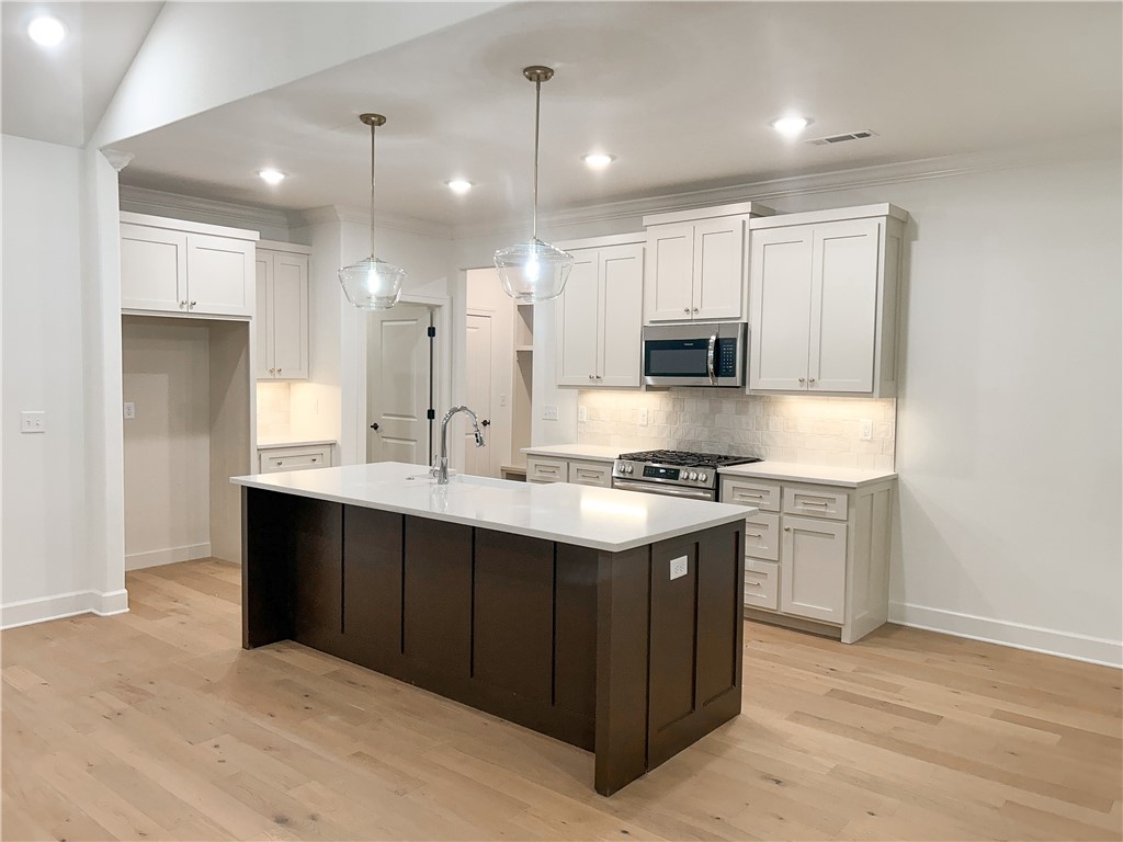 Lands End - Residential