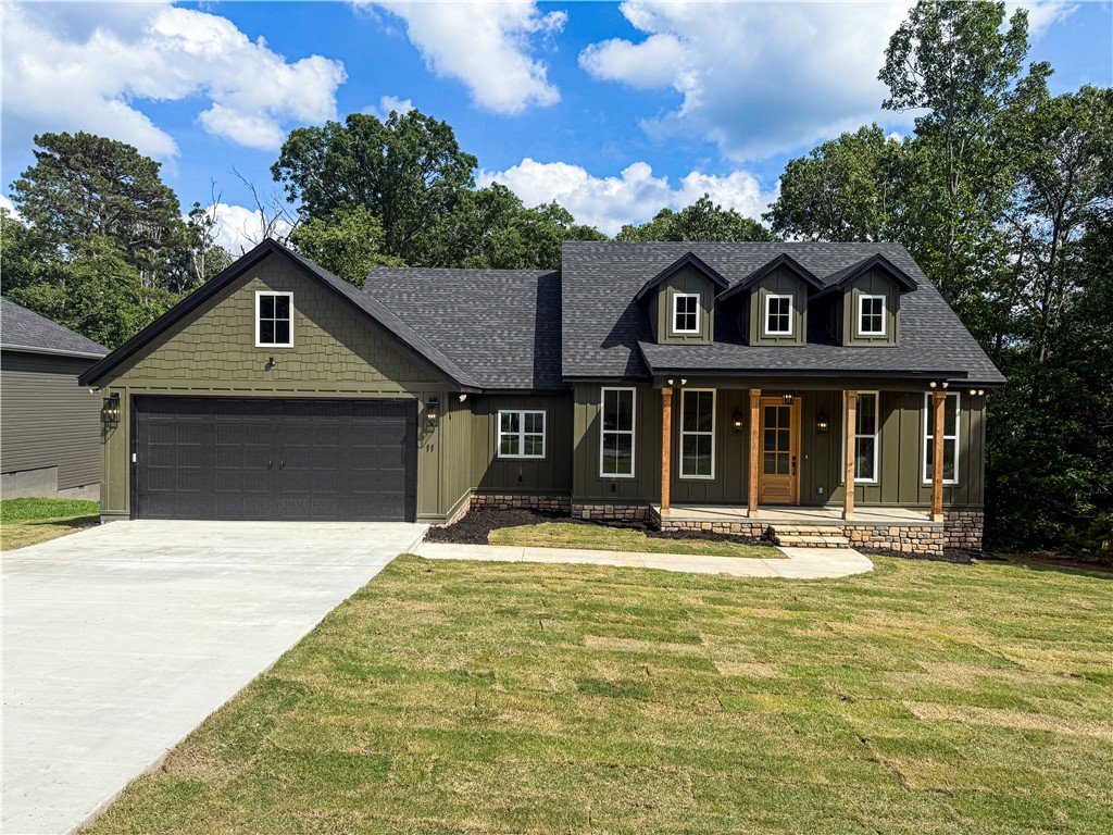 Welcome to 11 Overton Drive in beautiful Bella Vista! This spacious 4-bedroom, 2-bathroom home boasts a 0.28-acre lot and offers 2,021 square feet of comfortable living space. The living room features cathedral ceilings that create an open and airy atmosphere. The kitchens boast custom-built-in cabinets with quartz countertops that seamlessly blend throughout the home, achieving a practical yet modern aesthetic. The pantry, adorned with checkered tile and bathed in natural light, is simply breathtaking.
The master bath features a split vanity setup, and a master closet complete with an 8-drawer cabinet, ensuring ample storage for everyone’s needs. The floor plan flows seamlessly, making everyday living both convenient and comfortable.
Conveniently located, this home is just a 4-minute drive from Walmart and a 6-minute drive to the Bella Vista Country Club.