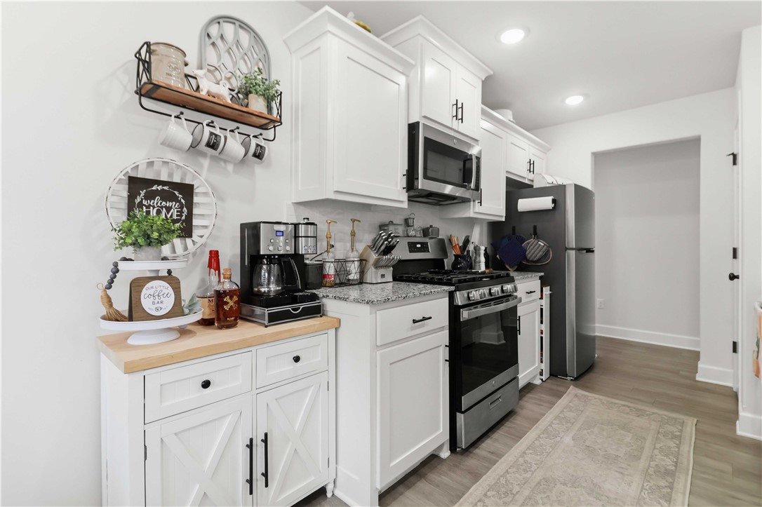 BARRINGTON PLACE-CENTERTON - Residential