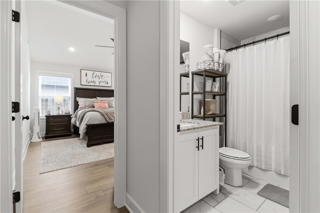 BARRINGTON PLACE-CENTERTON - Residential