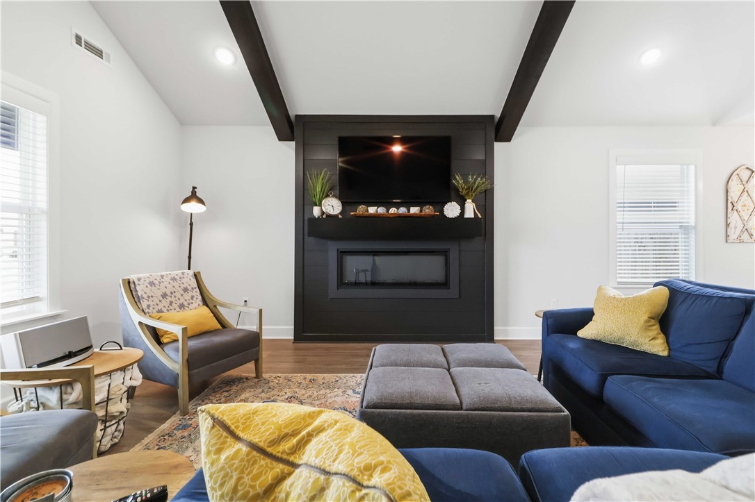 BARRINGTON PLACE-CENTERTON - Residential