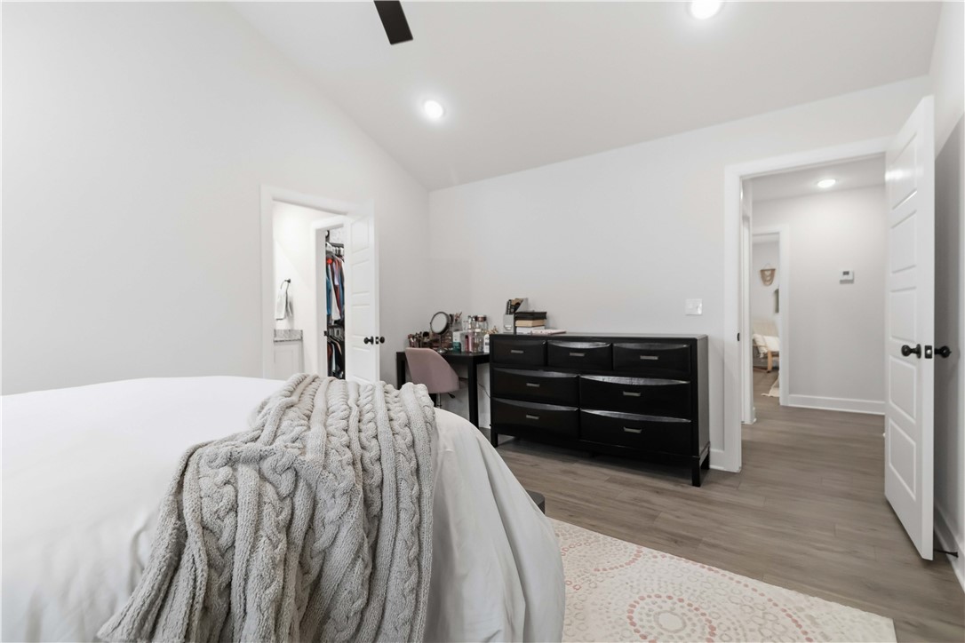 BARRINGTON PLACE-CENTERTON - Residential